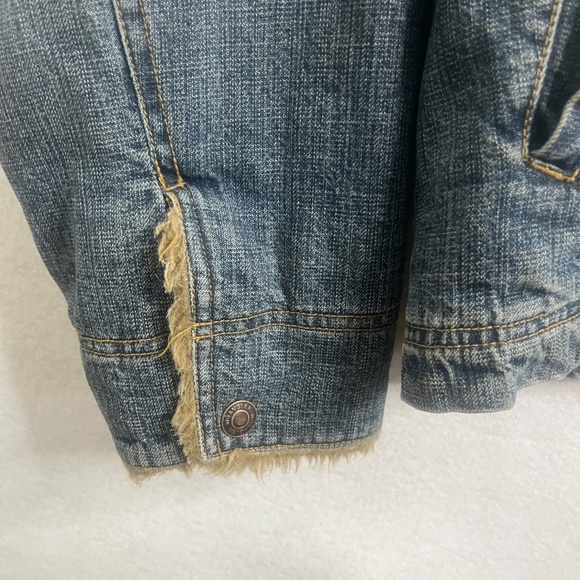 Wrangler Sherpa Lined Denim Jacket Vintage Distressed Trucker Style Medium/Large - Picture 11 of 13